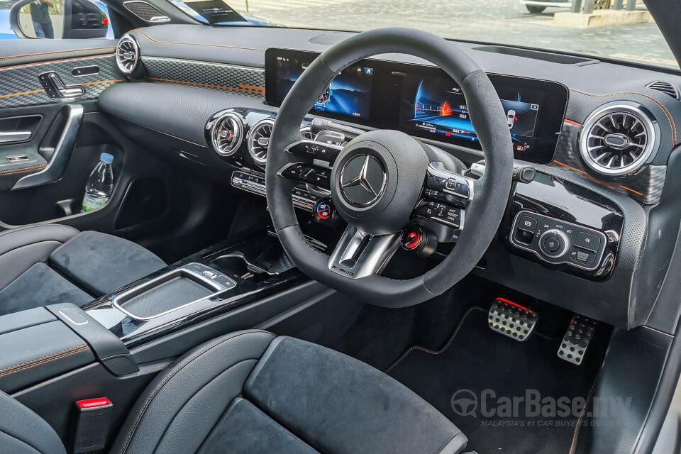 Mercedes-Benz AMG CLA C118 Facelift (2023) Interior