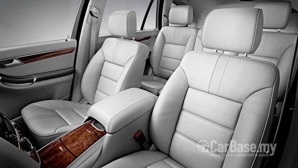 Mercedes-Benz R-Class V251 (2010) Interior