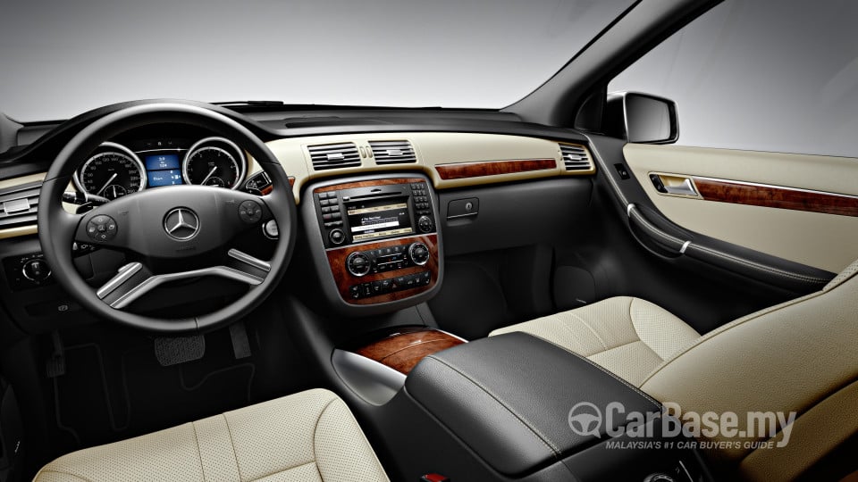Mercedes-Benz R-Class V251 (2010) Interior