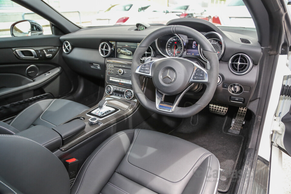 Chevrolet Cruze J300 (2012) Interior