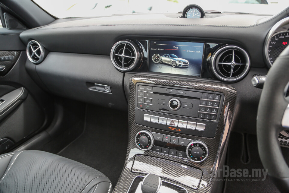 Kia Picanto JA (2018) Interior