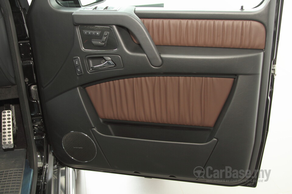 Mercedes-Benz AMG G-Class W463 (2013) Interior