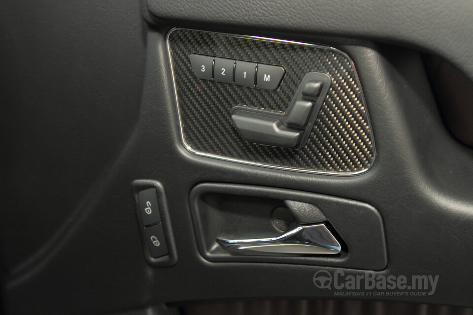 Mercedes-Benz AMG G-Class W463 (2013) Interior