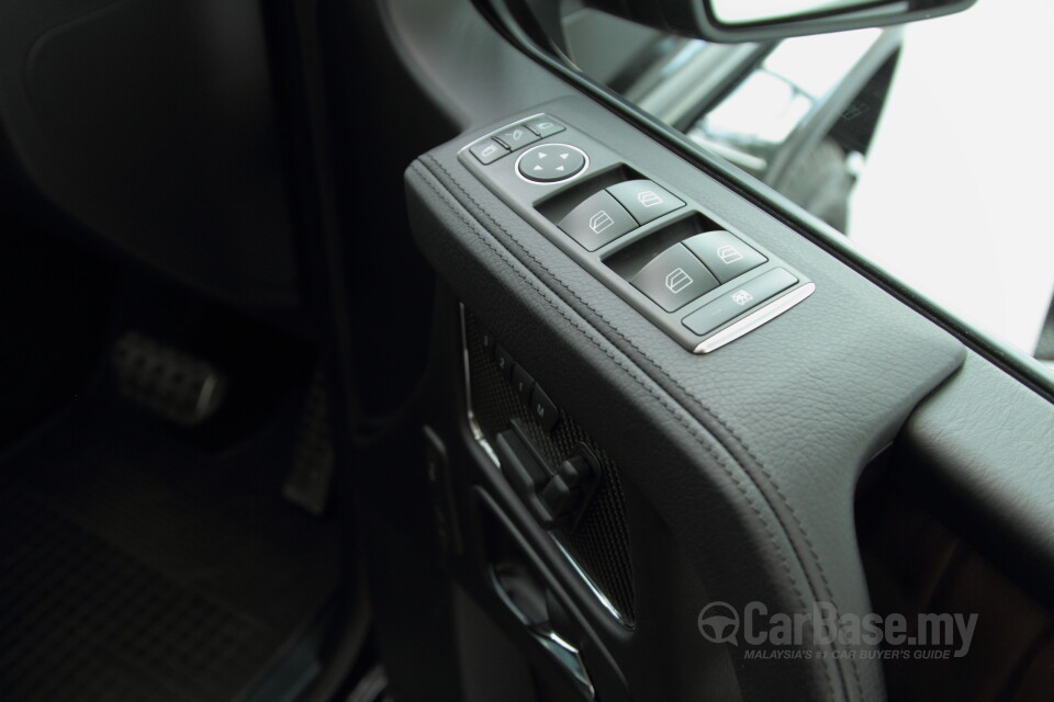 Mercedes-Benz AMG G-Class W463 (2013) Interior