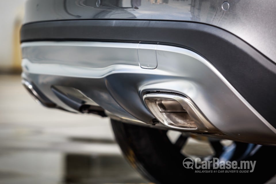 Mercedes-Benz GLA X156 (2014) Exterior