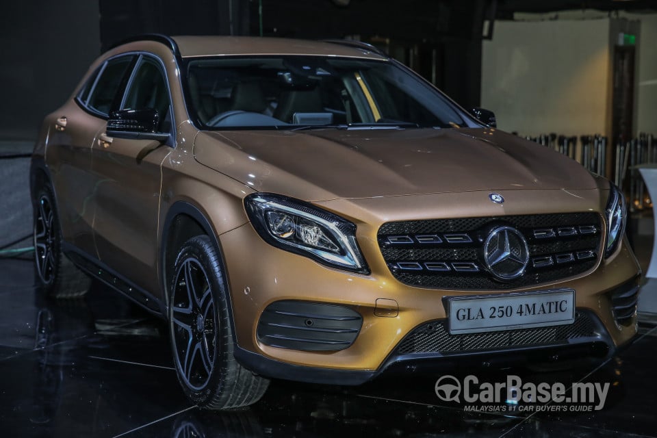 Mercedes-Benz GLA X156 Facelift (2017) Exterior