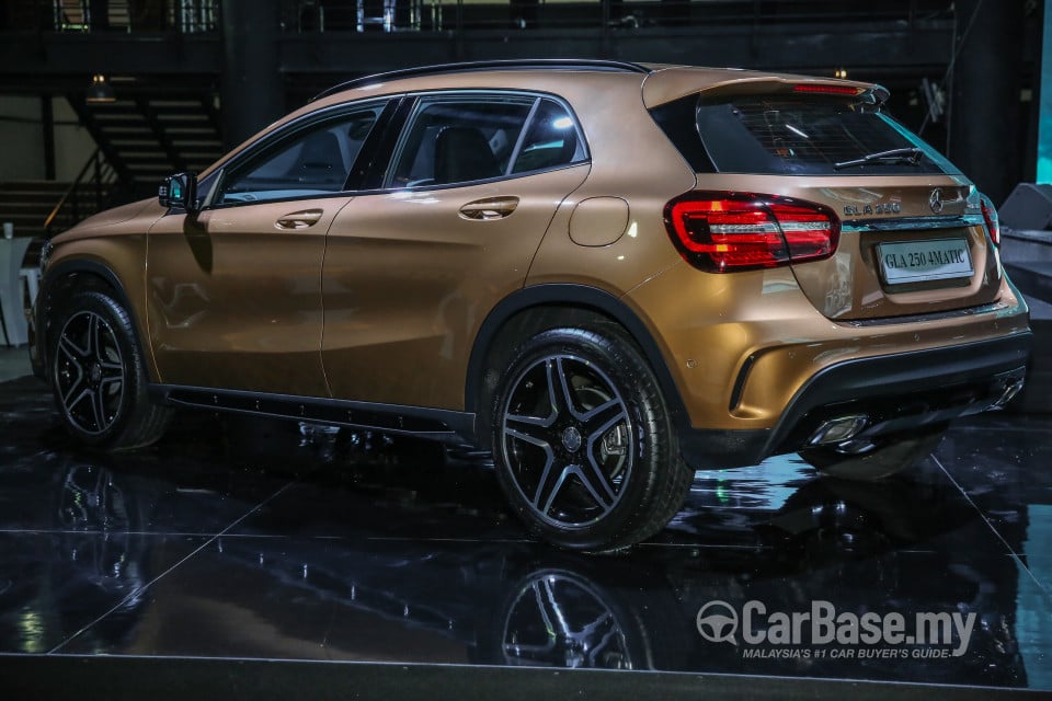 Mercedes-Benz GLA X156 Facelift (2017) Exterior