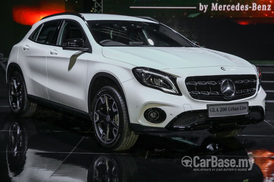 Mercedes-Benz GLA X156 Facelift (2017) Exterior