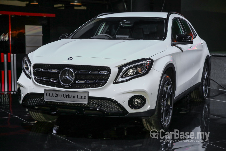 Mercedes-Benz GLA X156 Facelift (2017) Exterior