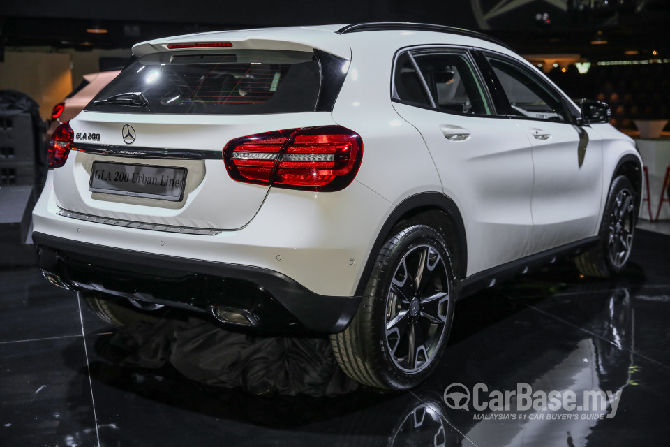Mercedes-Benz GLA X156 Facelift (2017) Exterior
