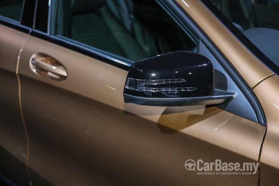 Mercedes-Benz GLA X156 Facelift (2017) Exterior