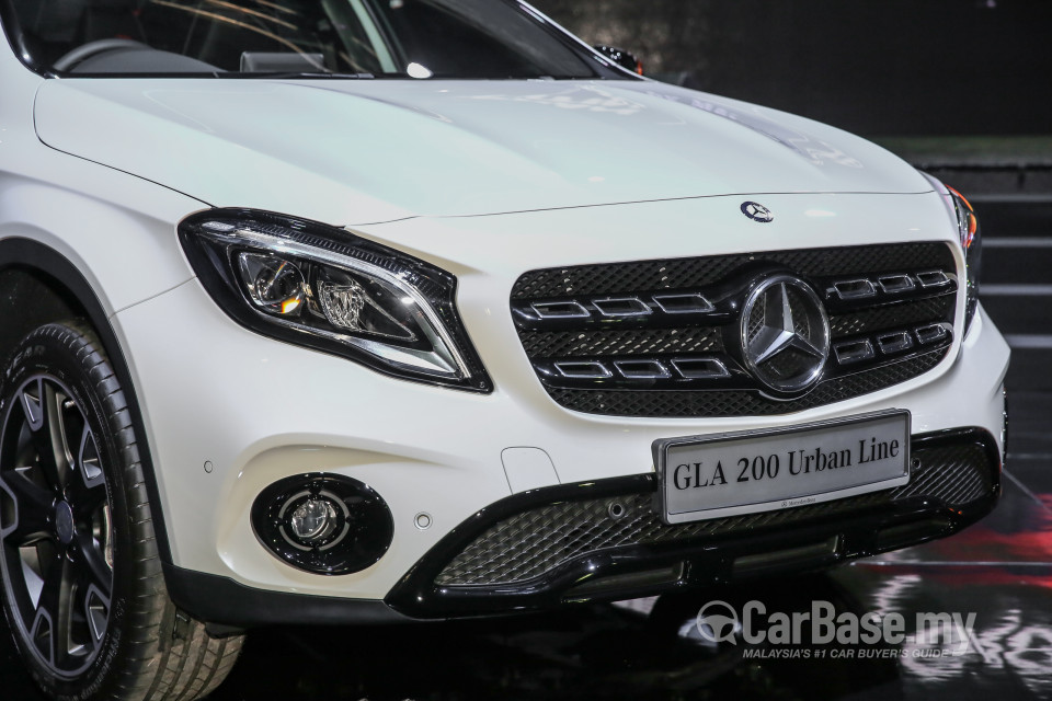 Mercedes-Benz GLA X156 Facelift (2017) Exterior