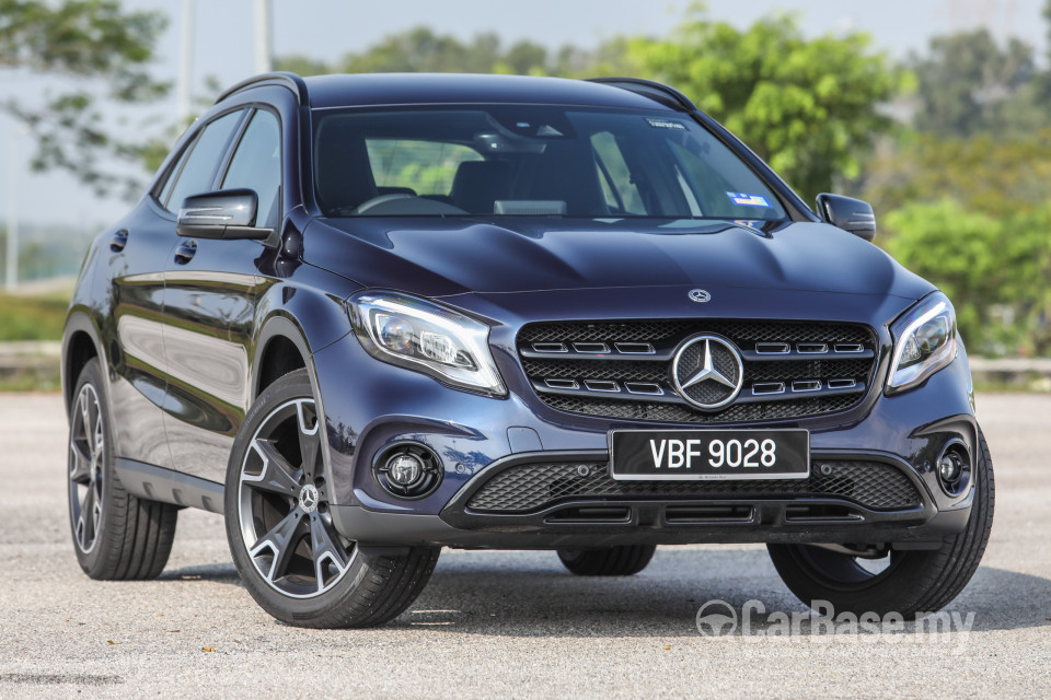 Mercedes-Benz GLA X156 Facelift (2017) Exterior