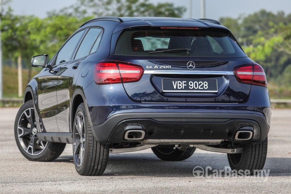 Mercedes-Benz GLA X156 Facelift (2017) Exterior