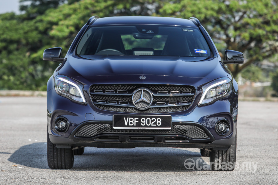 Mercedes-Benz GLA X156 Facelift (2017) Exterior