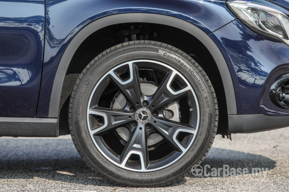 Mercedes-Benz GLA X156 Facelift (2017) Exterior