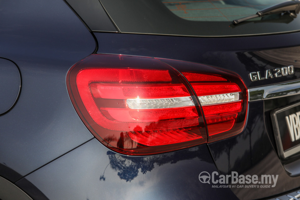 Mercedes-Benz GLA X156 Facelift (2017) Exterior