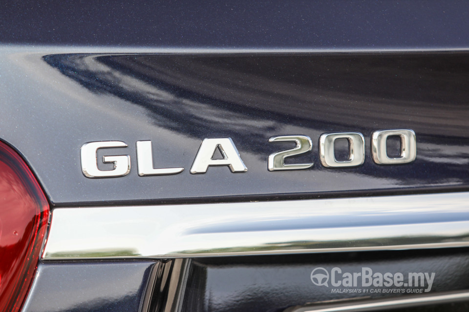 Mercedes-Benz GLA X156 Facelift (2017) Exterior