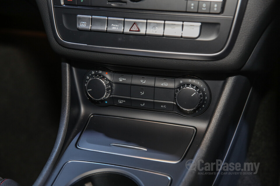 Honda Jazz GK Facelift (2017) Interior