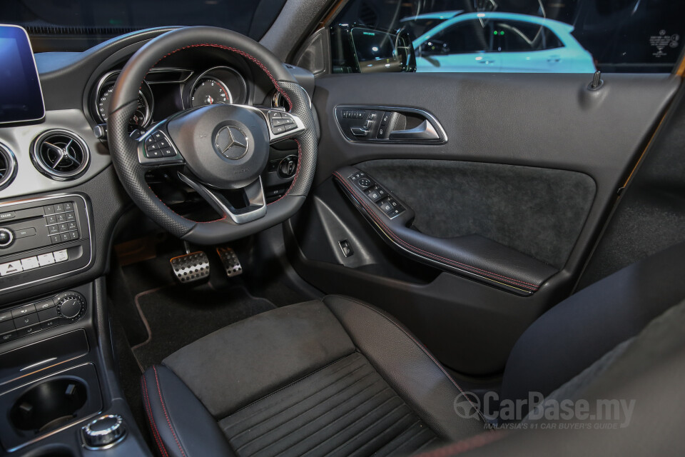 Mazda MX-5 ND (2015) Interior