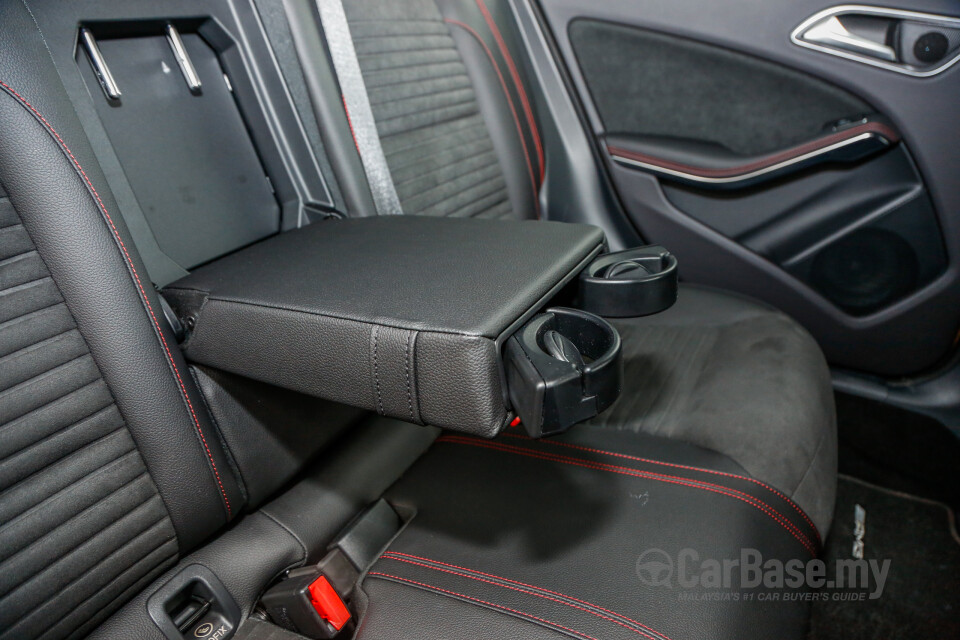 Kia Picanto JA (2018) Interior