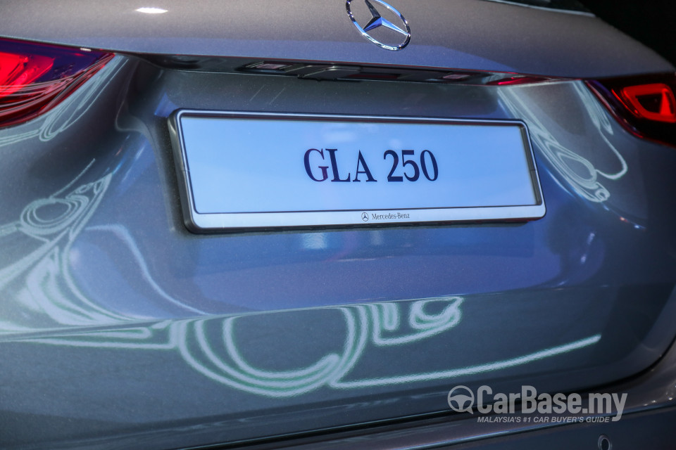 Mercedes-Benz GLA H247 (2020) Exterior