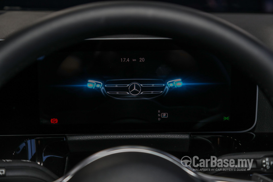 Mercedes-Benz GLA H247 (2020) Interior