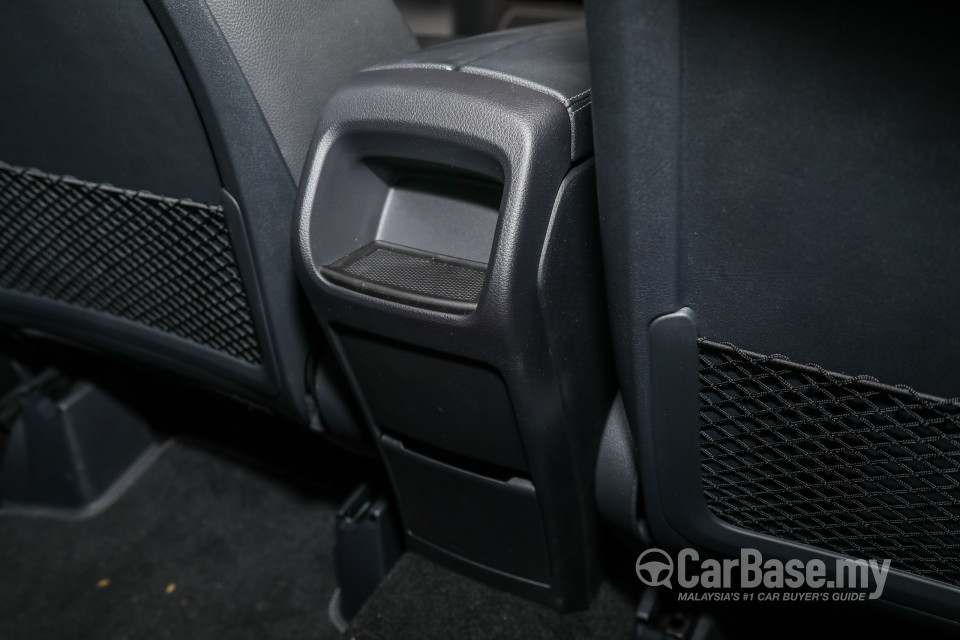 Mercedes-Benz GLA H247 (2020) Interior