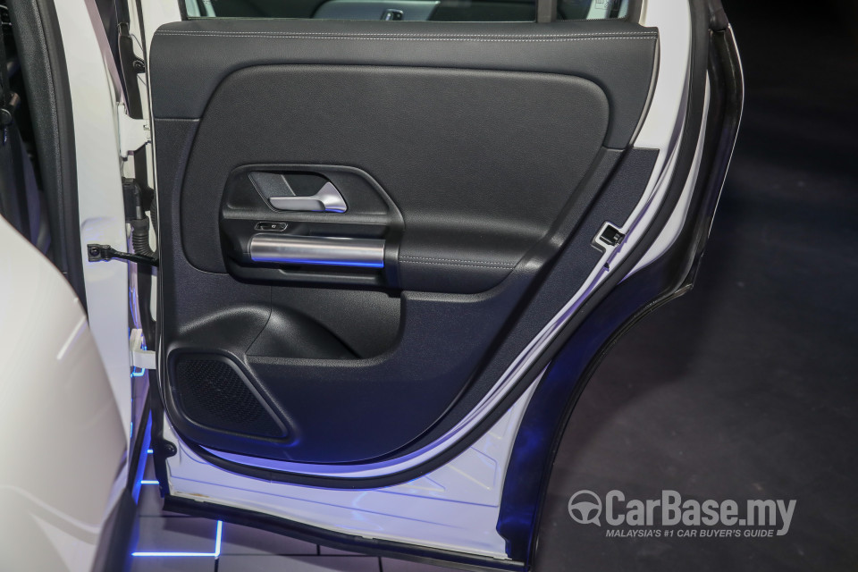 Mercedes-Benz GLA H247 (2020) Interior