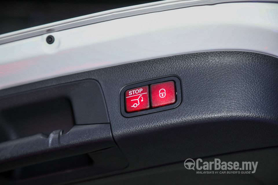 Mercedes-Benz GLA H247 (2020) Interior