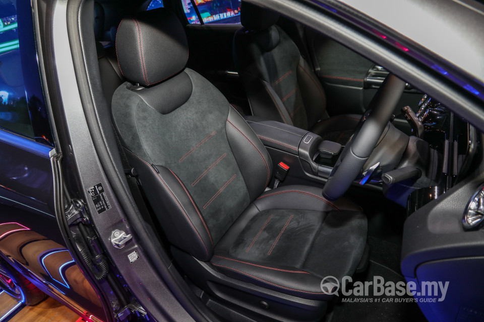 Mercedes-Benz GLA H247 (2020) Interior