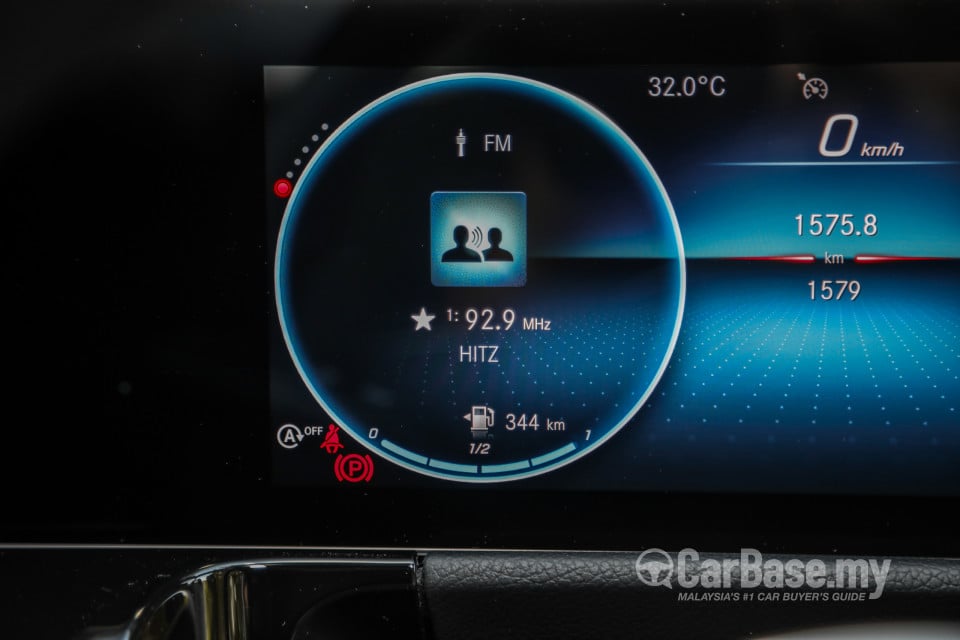 Mercedes-Benz GLA H247 (2020) Interior