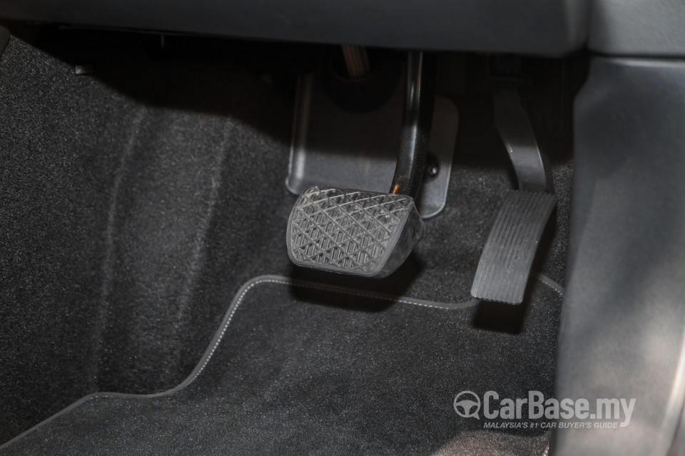 Mercedes-Benz GLA H247 (2020) Interior
