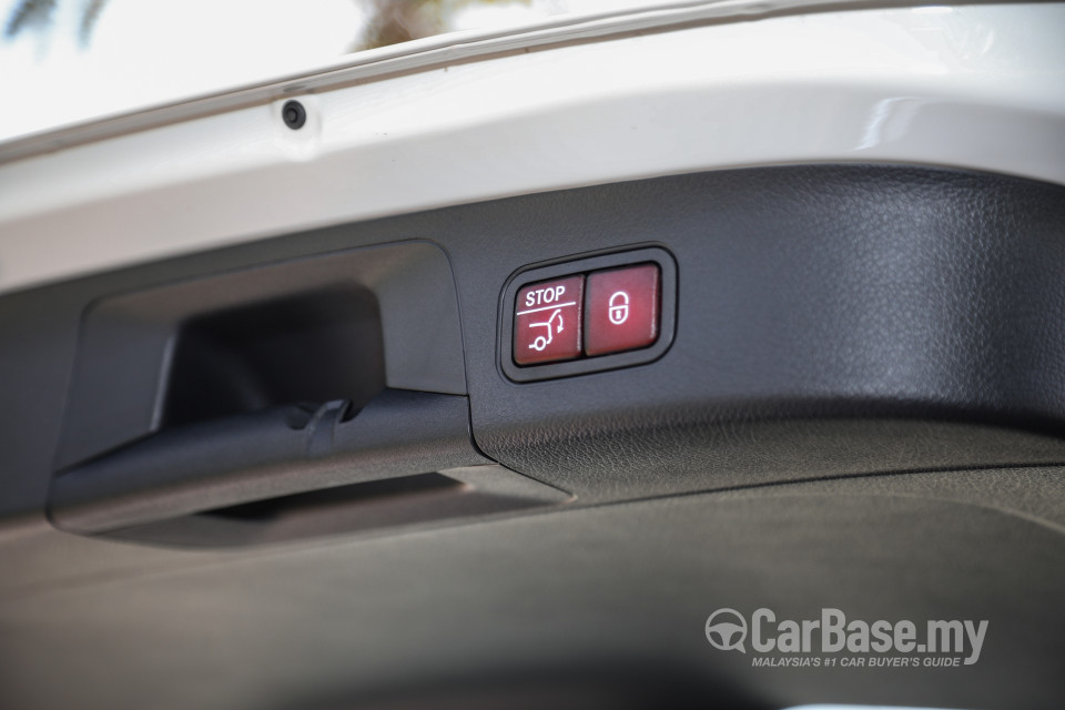 Mercedes-Benz GLA H247 (2020) Interior