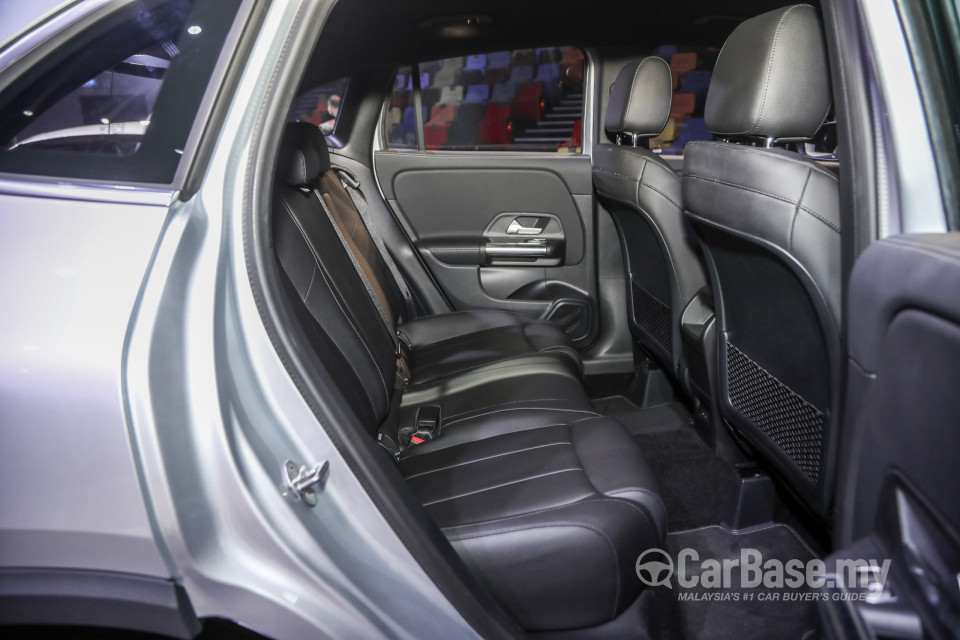 Mercedes-Benz GLA H247 (2020) Interior