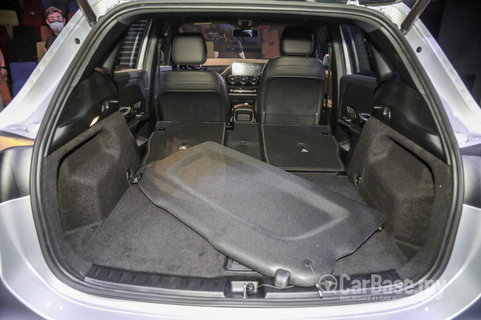 Mercedes-Benz GLA H247 (2020) Interior