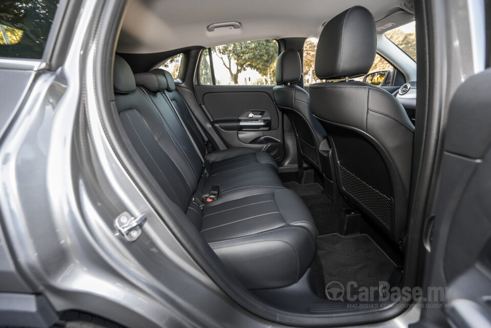 Mercedes-Benz GLA H247 Facelift (2024) Interior