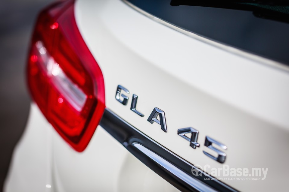 Mercedes-Benz AMG GLA X156 AMG (2014) Exterior
