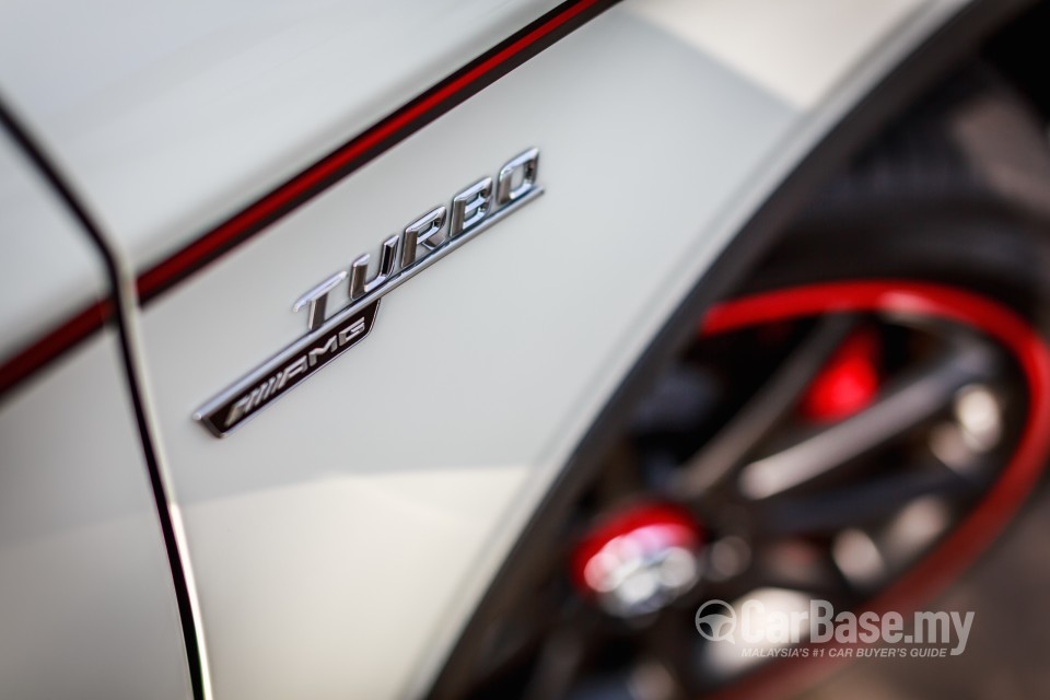 Mercedes-Benz AMG GLA X156 AMG (2014) Exterior
