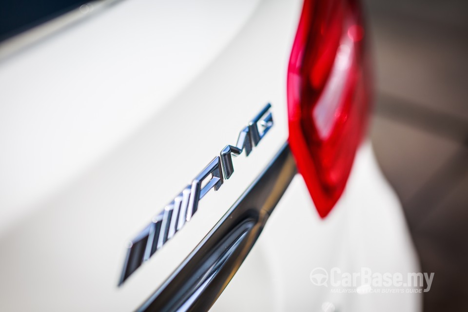 Mercedes-Benz AMG GLA X156 AMG (2014) Exterior