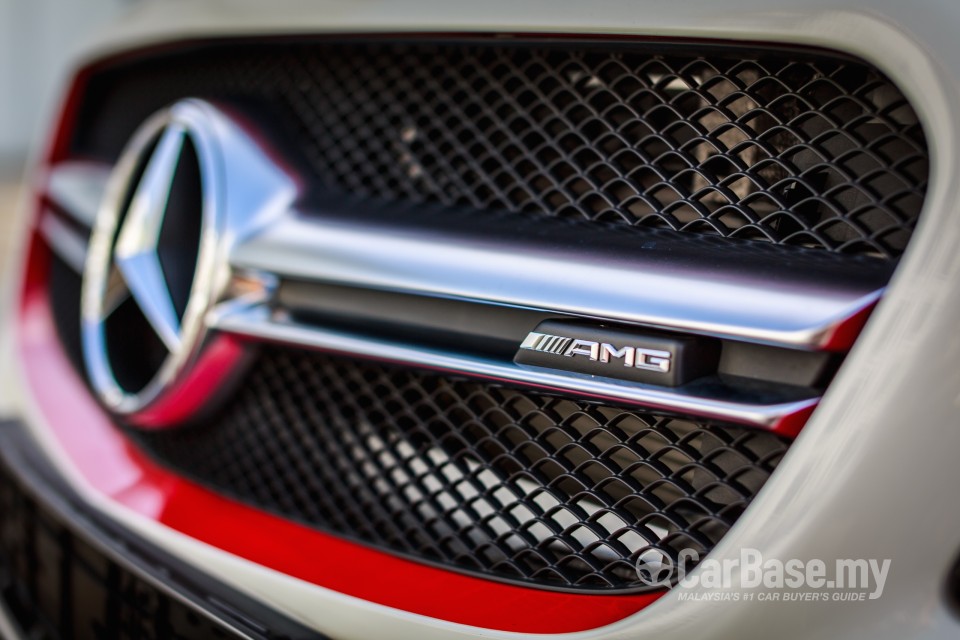 Mercedes-Benz AMG GLA X156 AMG (2014) Exterior