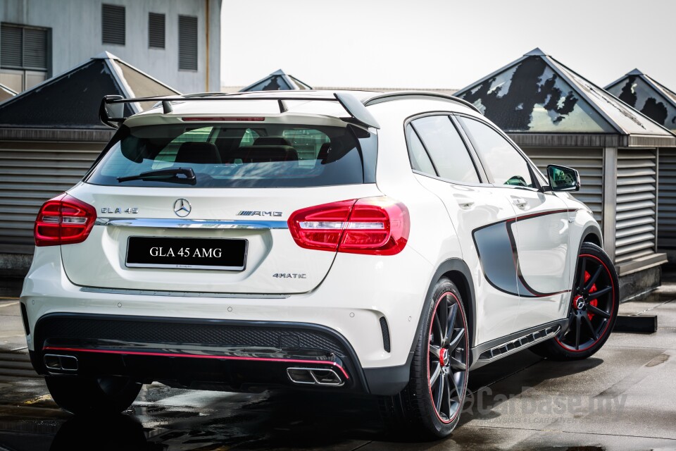 Subaru Outback BN (2015) Exterior