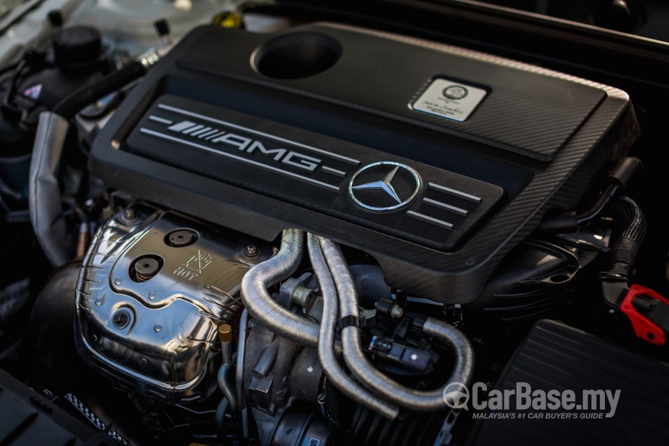 Mercedes-Benz AMG GLA X156 AMG (2014) Exterior