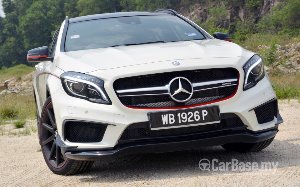 Mercedes-Benz AMG GLA X156 AMG (2014) Exterior