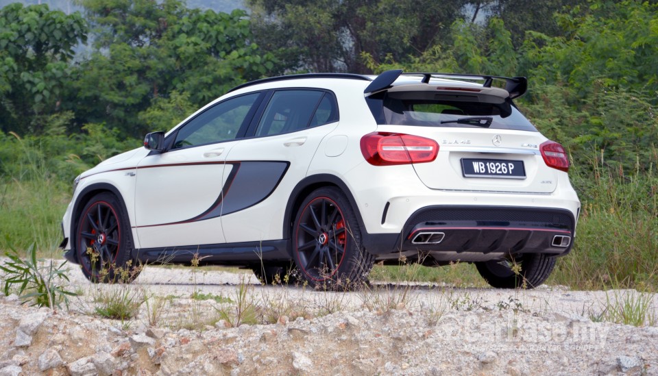 Mercedes-Benz AMG GLA X156 AMG (2014) Exterior