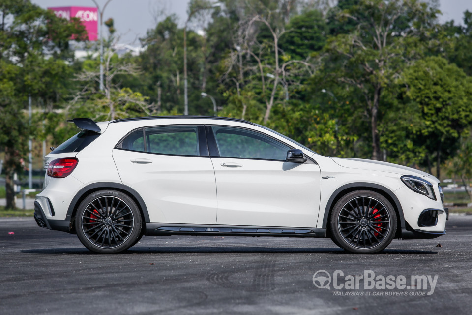 Mercedes-Benz AMG GLA X156 AMG Facelift (2017) Exterior