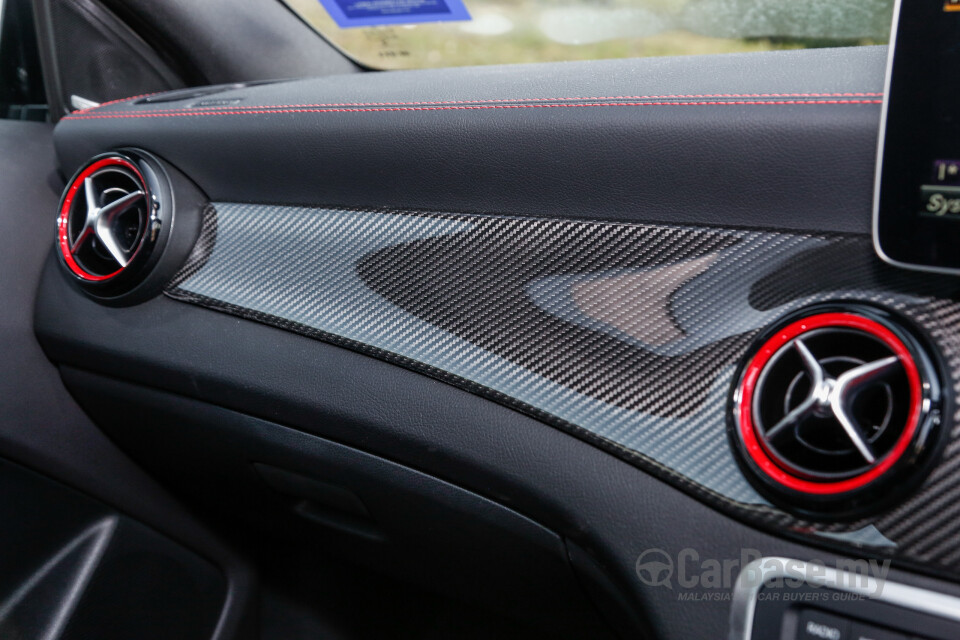 Chevrolet Cruze J300 (2012) Interior