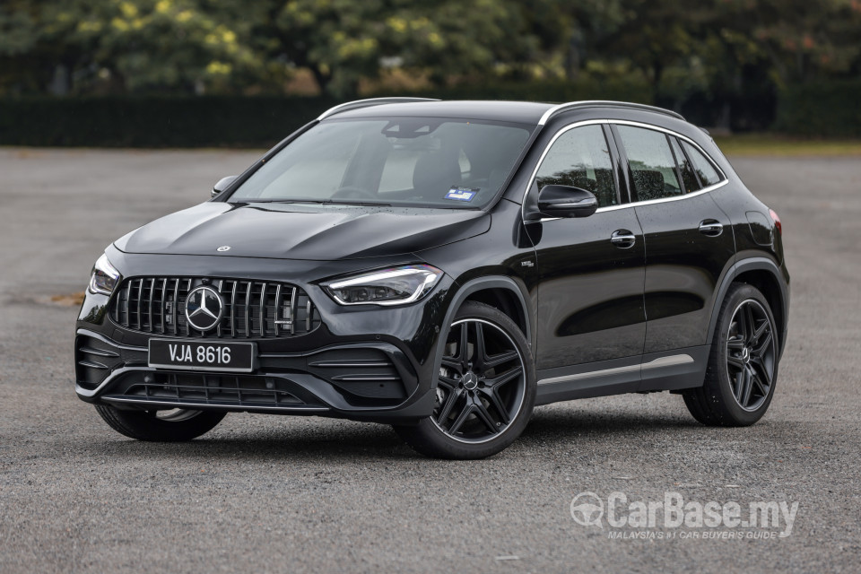 Mercedes-Benz AMG GLA H247 (2022) Exterior