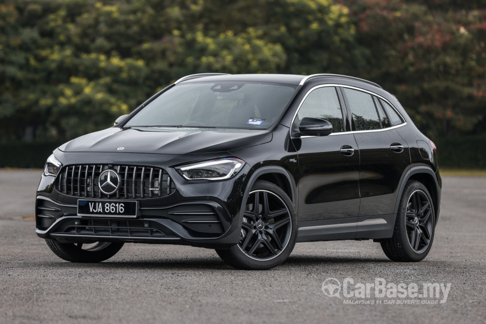 Mercedes-Benz AMG GLA H247 (2022) Exterior