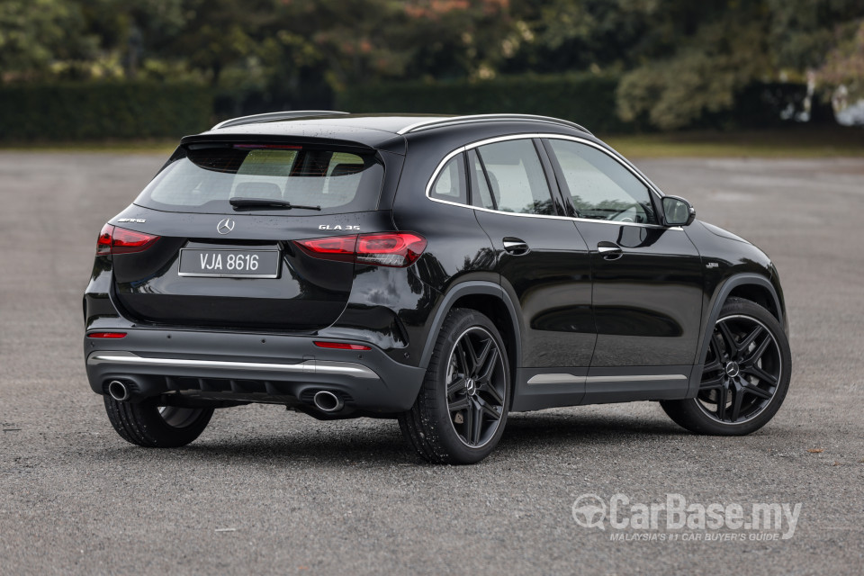 Mercedes-Benz AMG GLA H247 (2022) Exterior